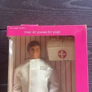 Barbie 1987 – Doctor Ken Et Barbie Infirmière Whitney – NRFB Collector